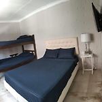 Capitel Hostel